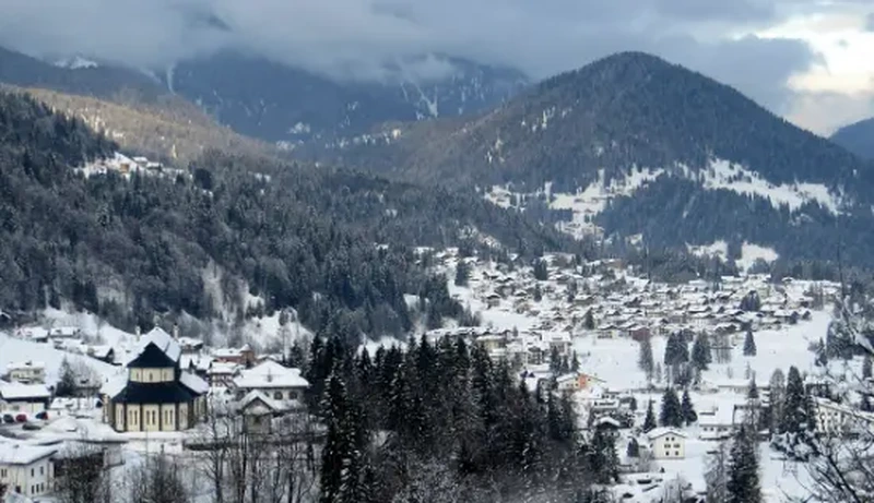 Falcade con bambini - panorama invernale
