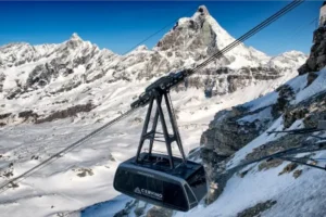 Sciare da Cervinia a Zermatt in giornata: collegamenti, tempi e consigli per non restare dall’altra parte