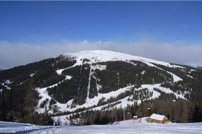 Plan de Corones con bambini - panorama invernale