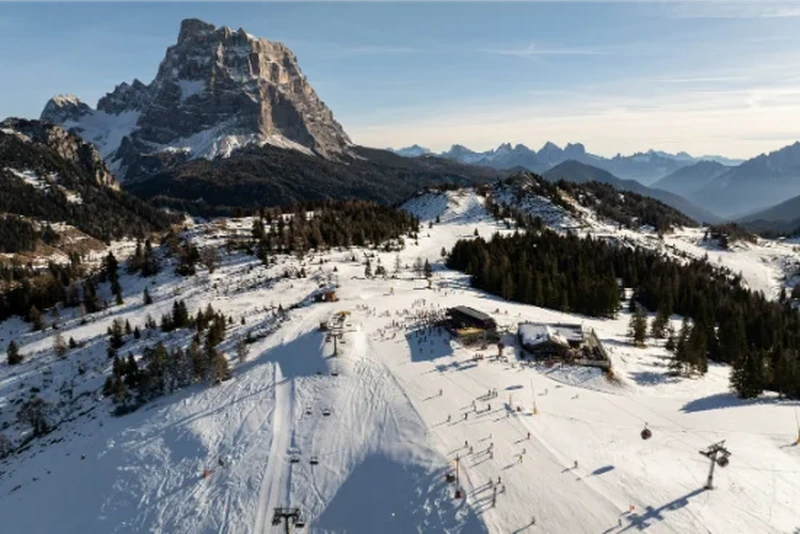 Piste da sci nella zona di Alleghe